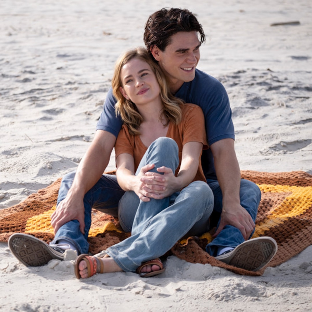 KJ Apa & Britt Robertson Fall Madly In Love In I Still Believe E! Online